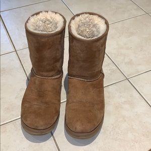 Ugg Classic Short